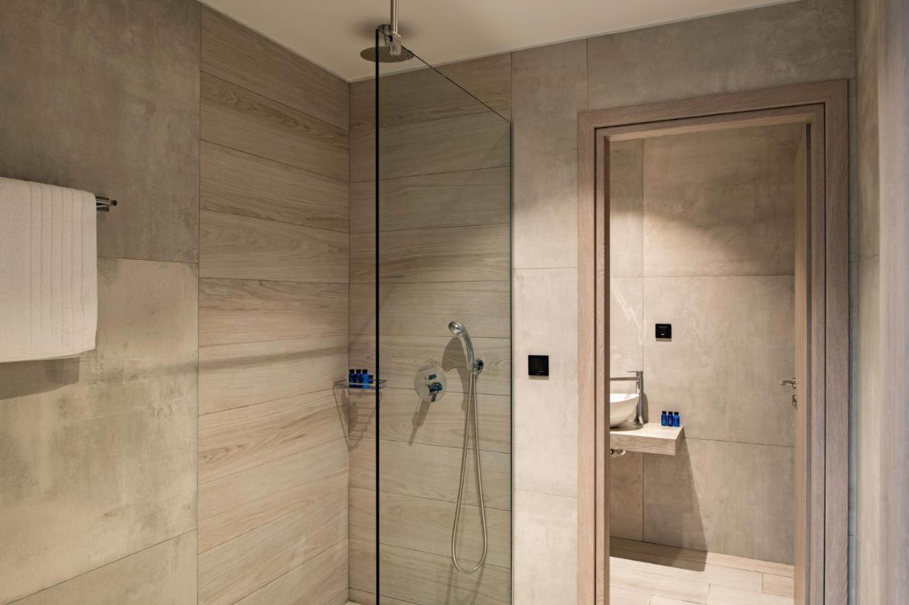 Rozites Luxury Beachfront Villa, By Hellocrete Kerames Exteriör bild