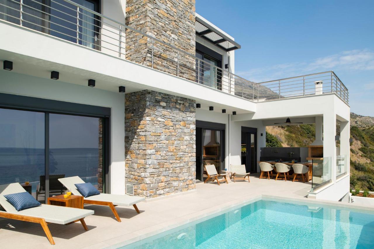 Rozites Luxury Beachfront Villa, By Hellocrete Kerames Exteriör bild